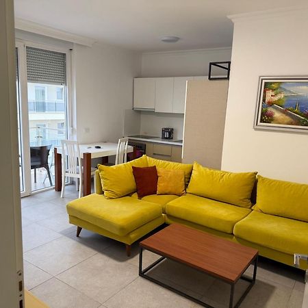 Shengjin Apartaments Екстер'єр фото