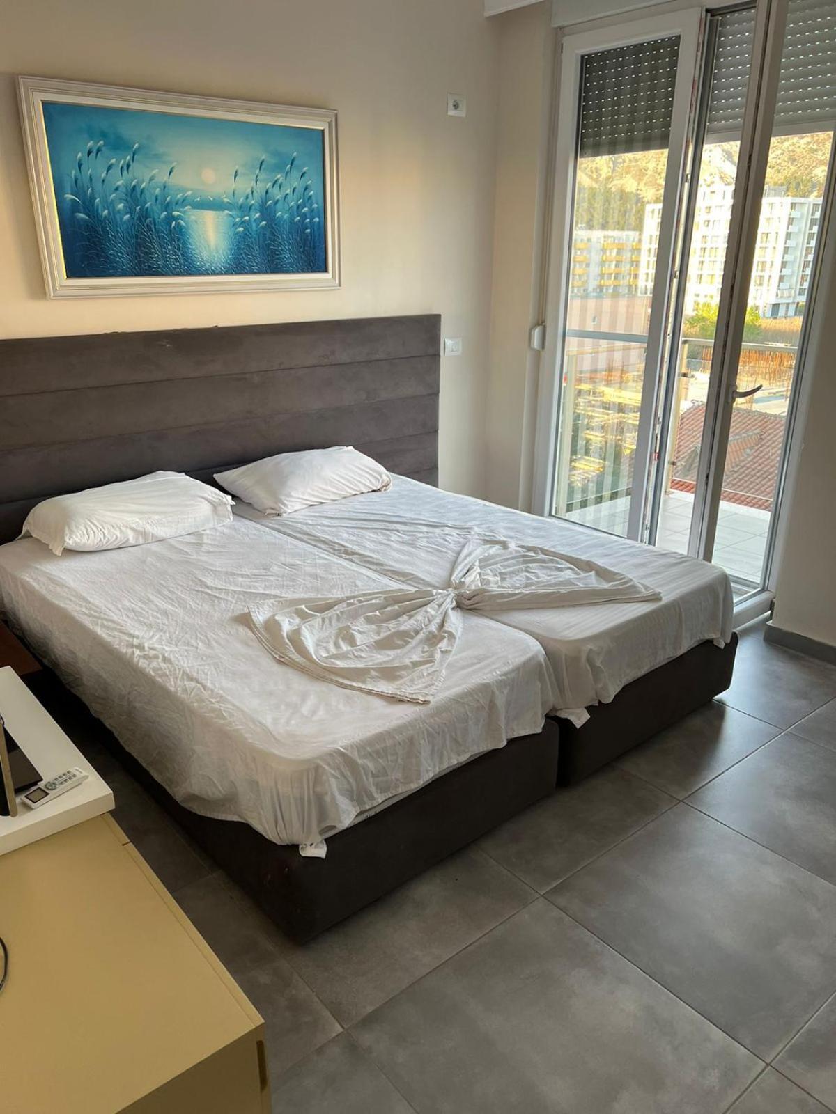 Shengjin Apartaments Екстер'єр фото