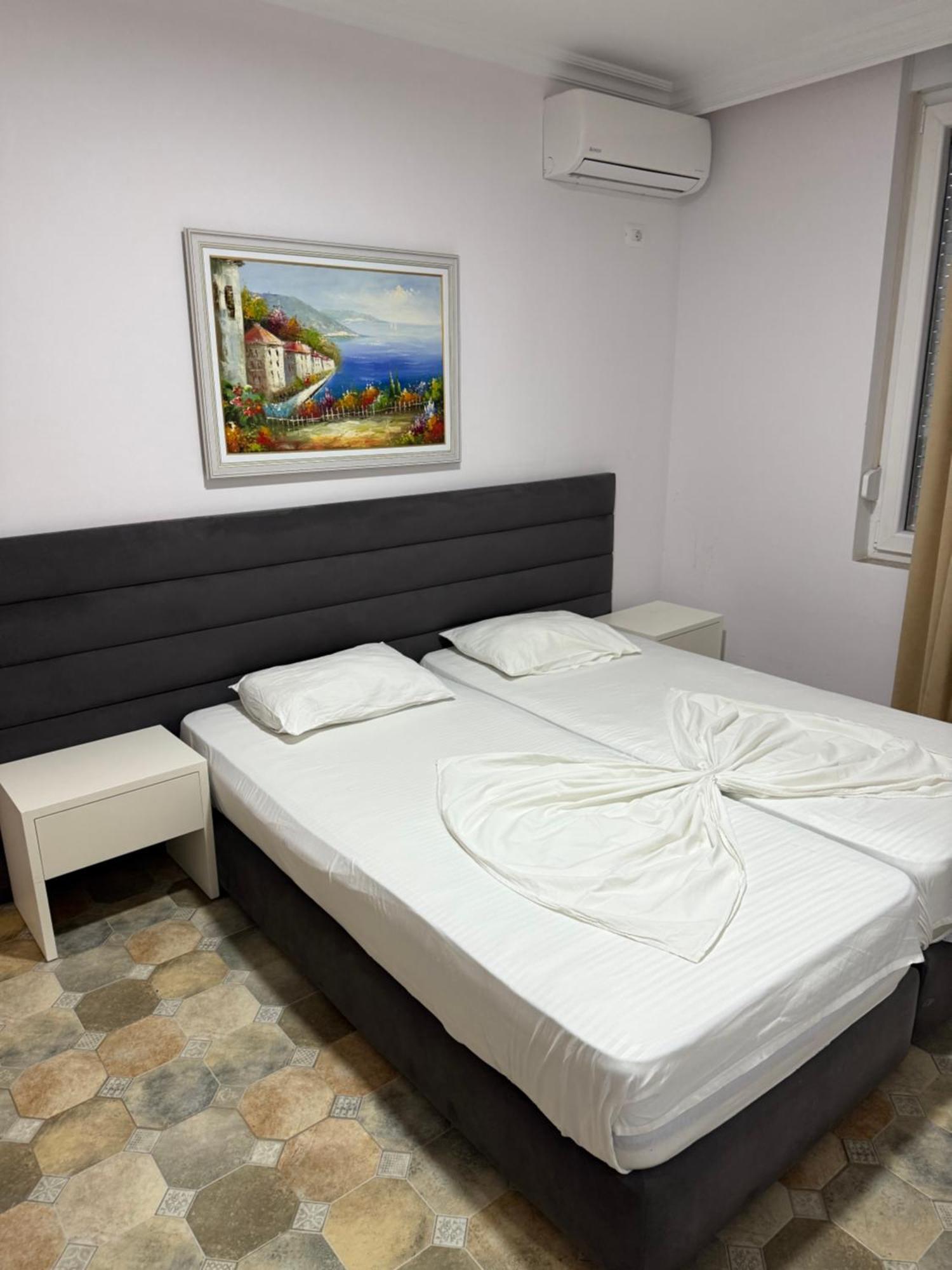 Shengjin Apartaments Екстер'єр фото